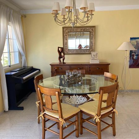 Torrox Costa Beachfront Apartment Ngoại thất bức ảnh