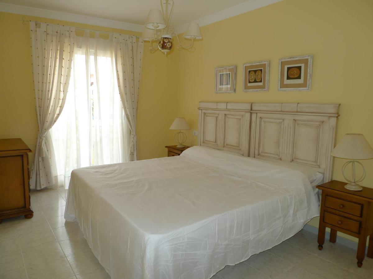 Torrox Costa Beachfront Apartment Ngoại thất bức ảnh