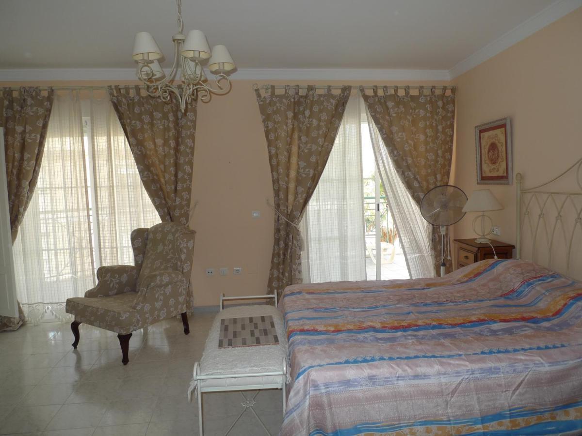 Torrox Costa Beachfront Apartment Ngoại thất bức ảnh