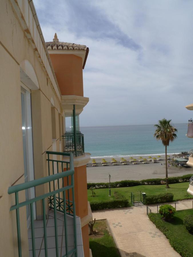 Torrox Costa Beachfront Apartment Ngoại thất bức ảnh